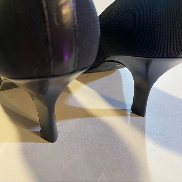 Naturalizers mesh pumps, “Dual” model, SZ 10 GUC, see pics damage to inside - Picture 7 of 10